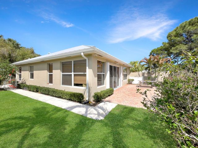 2913 SW Brighton Way, Palm City, FL 34990