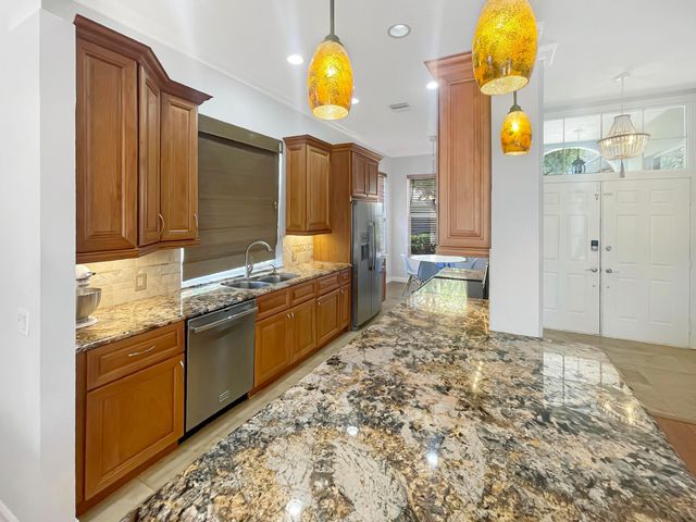 2913 SW Brighton Way, Palm City, FL 34990