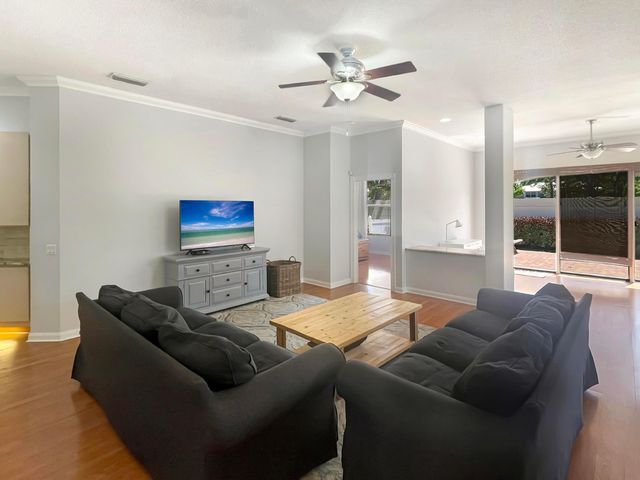 2913 SW Brighton Way, Palm City, FL 34990