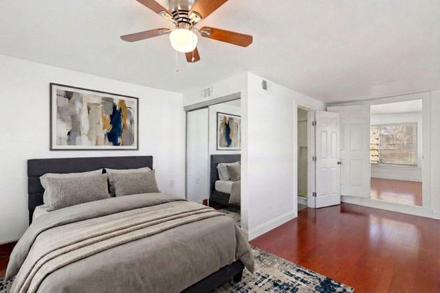 906 E 43rd ST, Austin, TX 78751