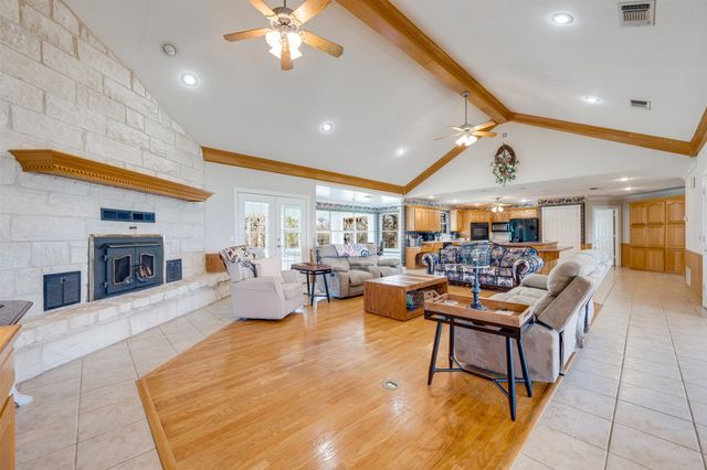 2290 County Road 27300, Honey Grove, TX 75446