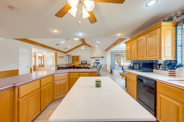 2290 County Road 27300, Honey Grove, TX 75446