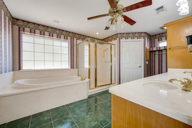 2290 County Road 27300, Honey Grove, TX 75446