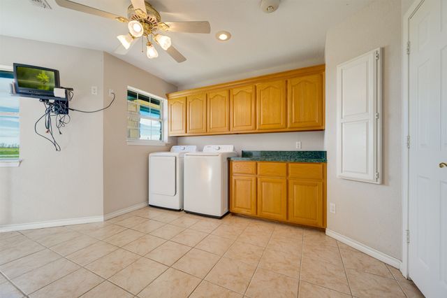 2290 County Road 27300, Honey Grove, TX 75446