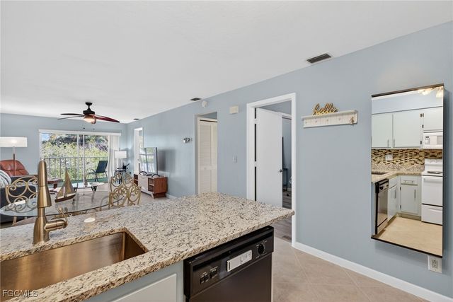 1100 Pondella RD 811, Cape Coral, FL 33909