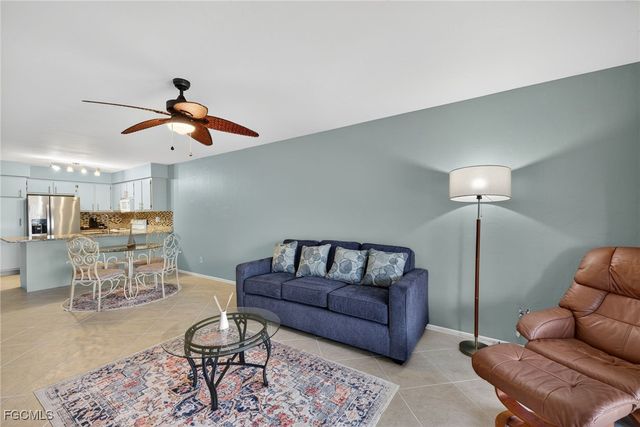 1100 Pondella RD 811, Cape Coral, FL 33909