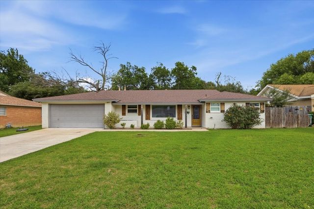 5809 Waltham Avenue, Fort Worth, TX 76133