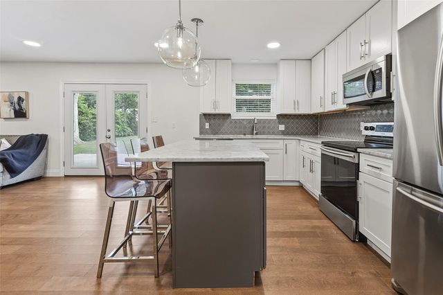 5809 Waltham Avenue, Fort Worth, TX 76133