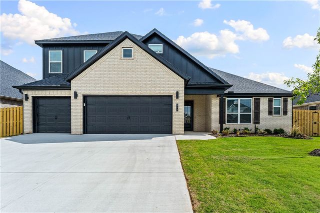 675 Primitivo Avenue, Tontitown, AR 72762