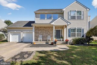 54 CENTENNIAL DR, Hammonton, NJ 08037