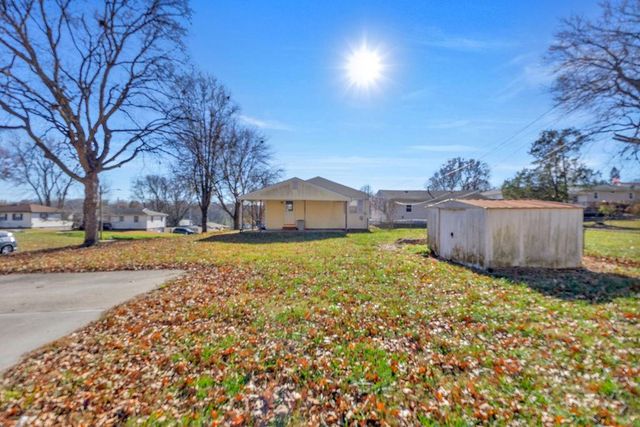 2621 Belle Street, St Joseph, MO 64503