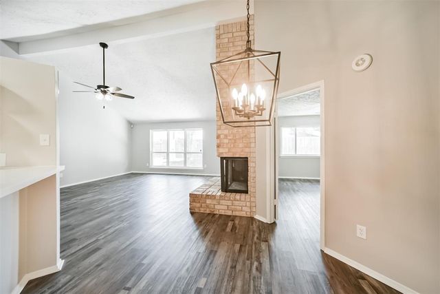 15806 Pfeiffer Drive, Houston, TX 77082
