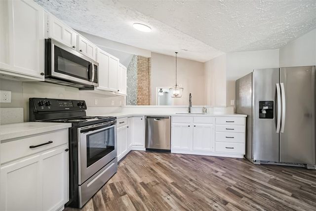 15806 Pfeiffer Drive, Houston, TX 77082