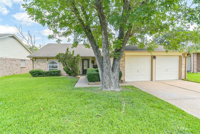 15806 Pfeiffer Drive, Houston, TX 77082