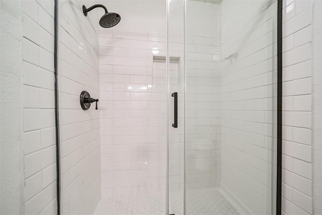 15806 Pfeiffer Drive, Houston, TX 77082