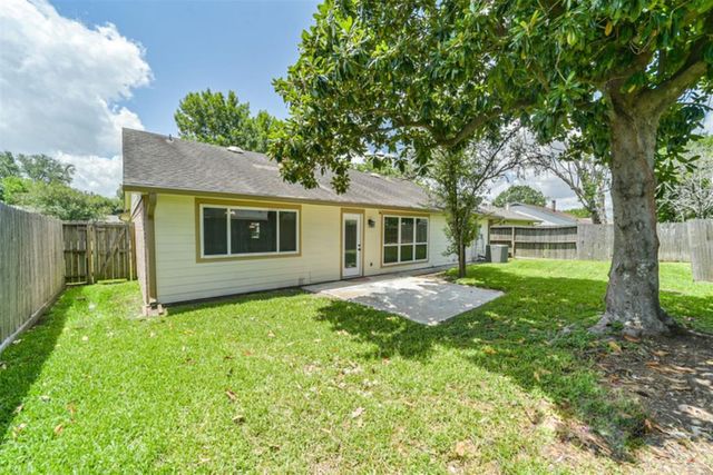 15806 Pfeiffer Drive, Houston, TX 77082