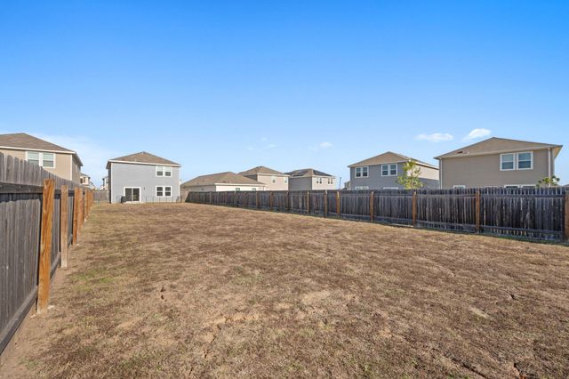 114 Pronghorn ST, Hutto, TX 78634