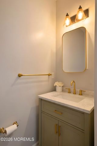 56 Eckert Drive 4204, Lincroft, NJ 07738
