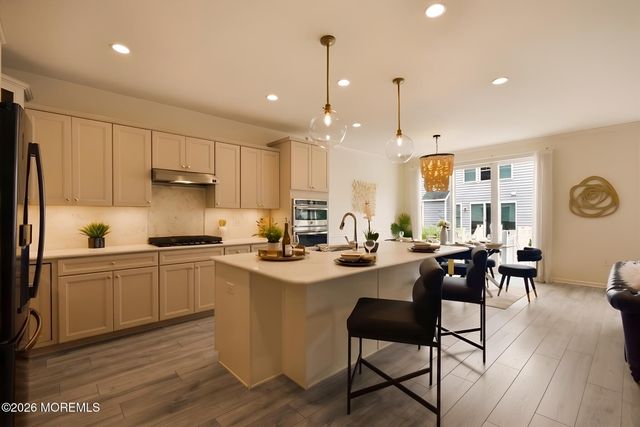 56 Eckert Drive 4204, Lincroft, NJ 07738