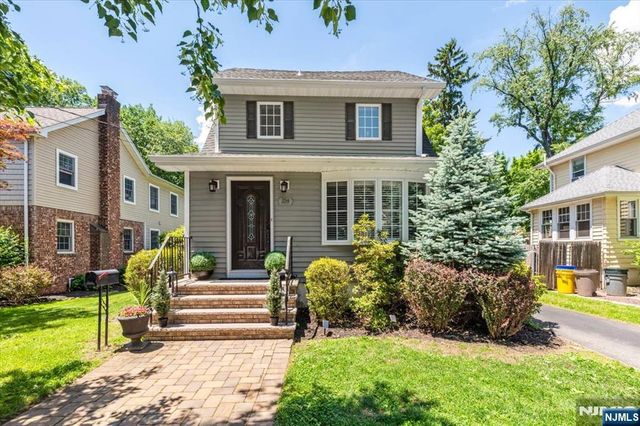 254 Elm Avenue, Teaneck, NJ 07666