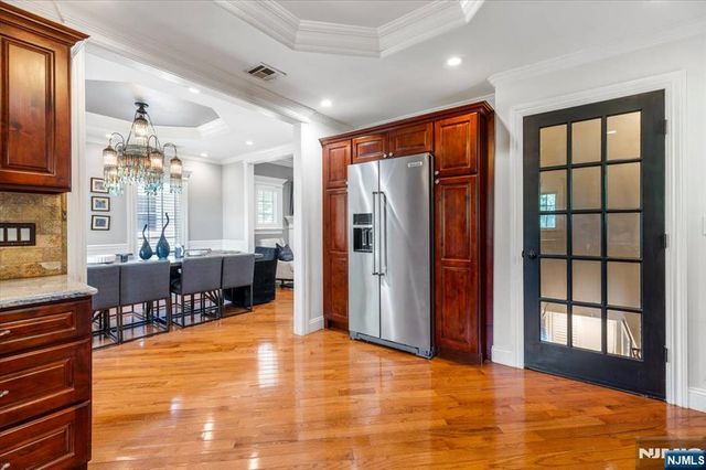 254 Elm Avenue, Teaneck, NJ 07666