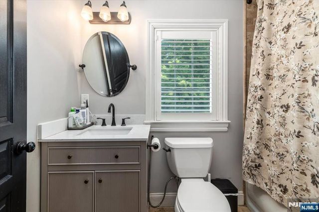 254 Elm Avenue, Teaneck, NJ 07666