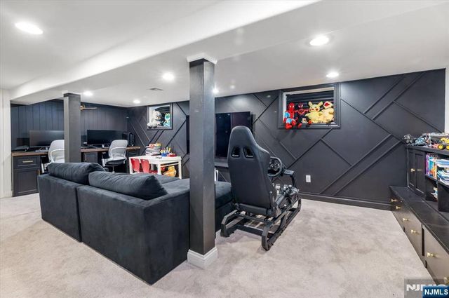 254 Elm Avenue, Teaneck, NJ 07666
