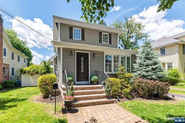 254 Elm Avenue, Teaneck, NJ 07666