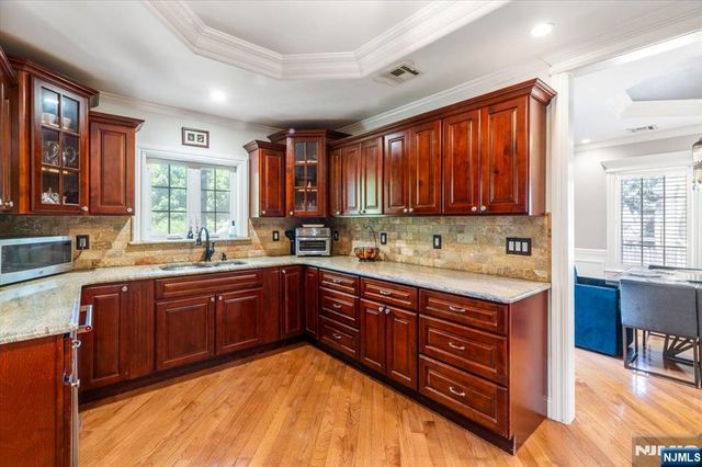 254 Elm Avenue, Teaneck, NJ 07666