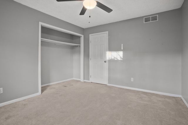 1379 Beulah Park, Lexington, KY 40517