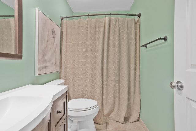 1379 Beulah Park, Lexington, KY 40517