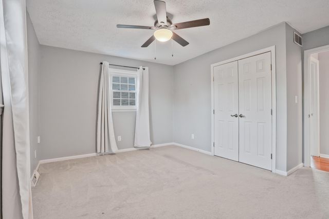 1379 Beulah Park, Lexington, KY 40517