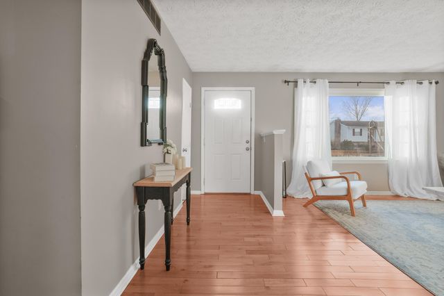 1379 Beulah Park, Lexington, KY 40517