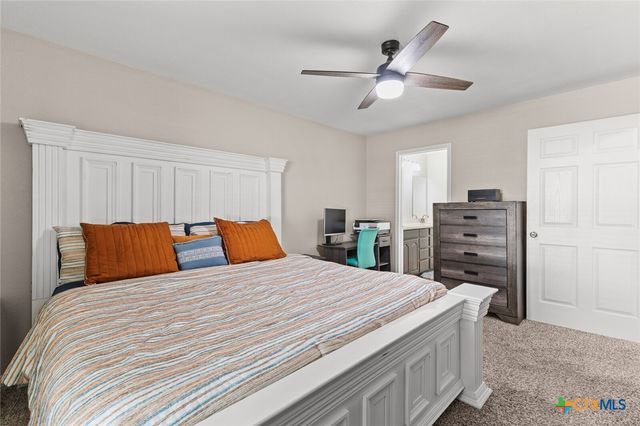 1301 Chapel Creek Road, Waco, TX 76712