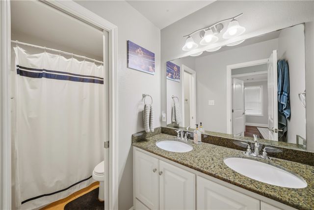 809 Emerald Dove Avenue, College Station, TX 77845