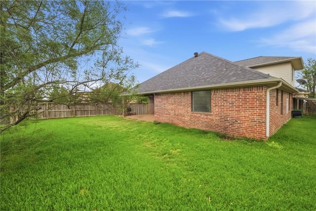 809 Emerald Dove Avenue, College Station, TX 77845