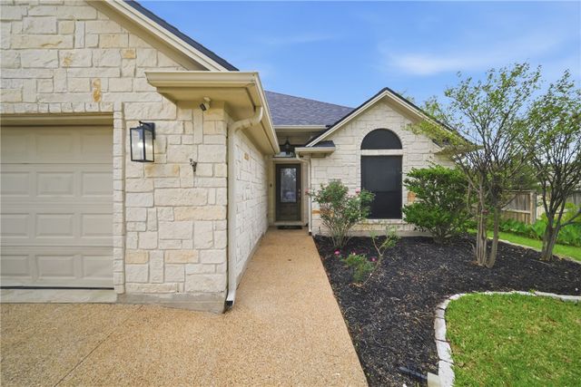 809 Emerald Dove Avenue, College Station, TX 77845