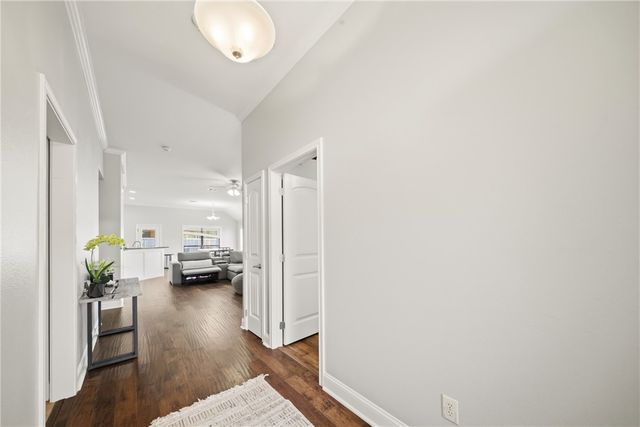 809 Emerald Dove Avenue, College Station, TX 77845
