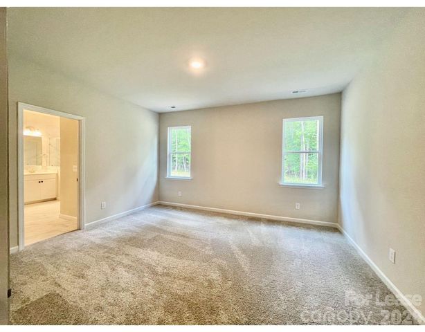 8234 Merryvale Lane, Charlotte, NC 28214