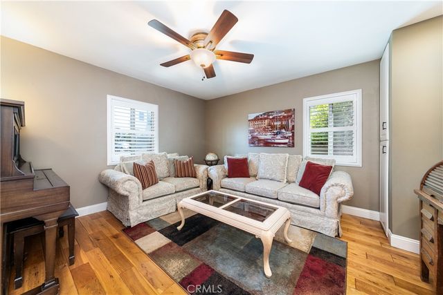 10159 Parr Avenue, Sunland, CA 91040