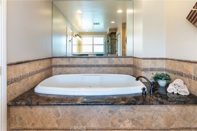 10159 Parr Avenue, Sunland, CA 91040
