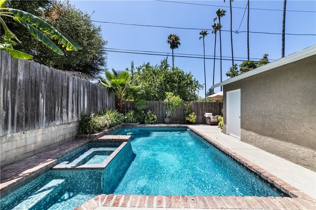 10159 Parr Avenue, Sunland, CA 91040