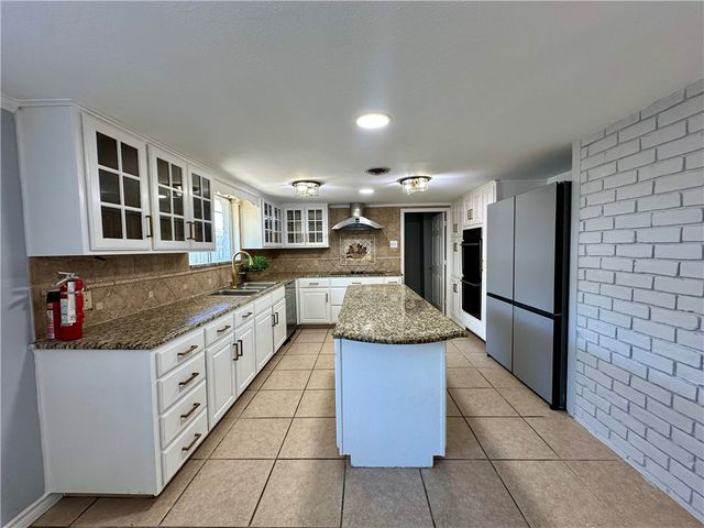 506 Monette Dr, Corpus Christi, TX 78412