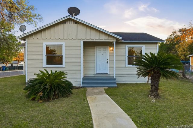 342 Bristol, San Antonio, TX 78214