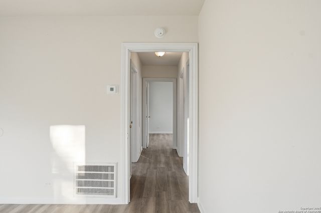 342 Bristol, San Antonio, TX 78214