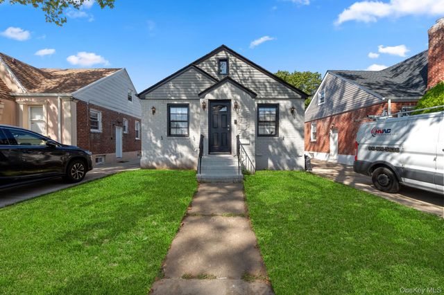 22343 113th Drive, Cambria Heights, NY 11429
