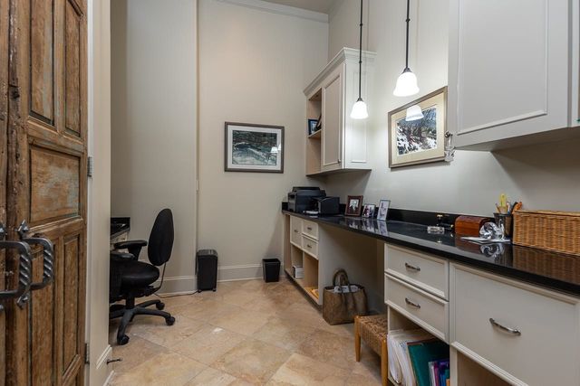 1244 CHERBOURG LN, Memphis, TN 38120