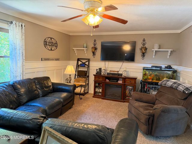 49 Prescott Place, Freehold, NJ 07728