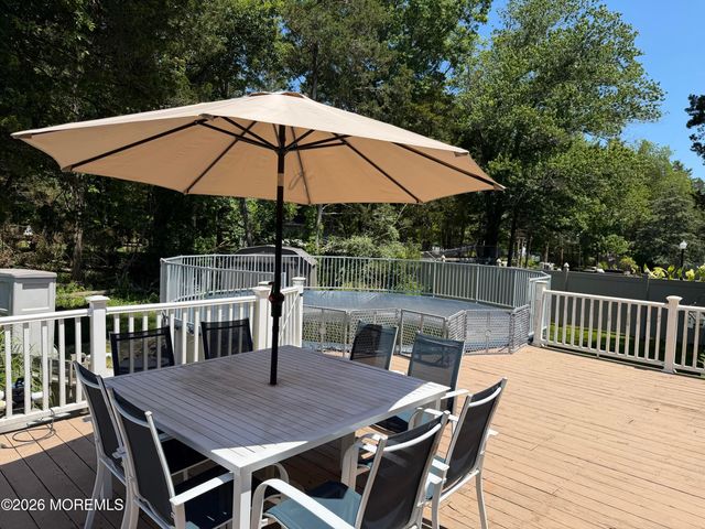 49 Prescott Place, Freehold, NJ 07728