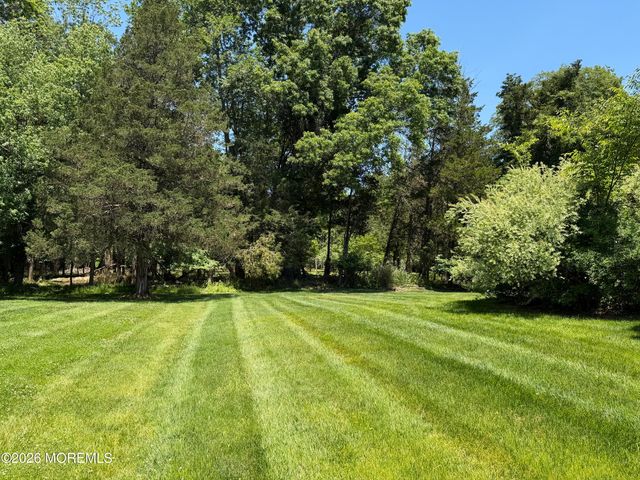 49 Prescott Place, Freehold, NJ 07728
